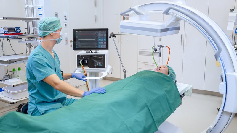 Interventionelle Radiologie mit Angiographieanlage und TwinStream EVO